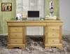 Bureau Ministre 9 tiroirs Jean-Baptiste réalisé en Chêne Massif de style Louis Philippe Bureau Bureau Ministre 9 tiroirs Jean-Baptiste réalisé en Chêne Massif de style Louis Philippe Bureau