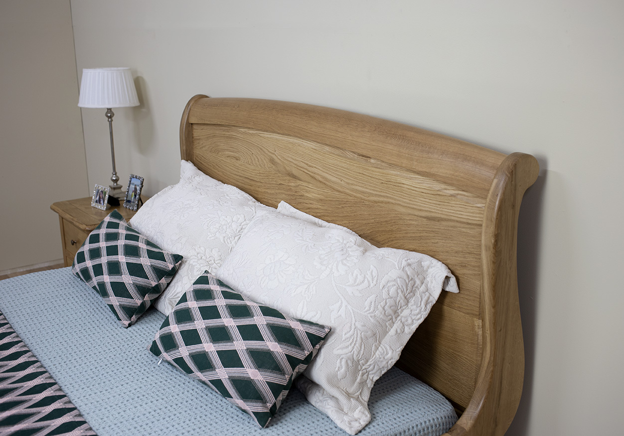 Lit Gautier 140x190 en Chêne Massif de style Louis Philippe Avec tiroir